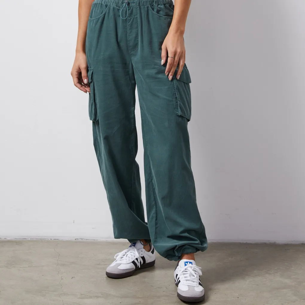 Pants*MONROW Mini Corduroy Parachute Pant CACTUS
