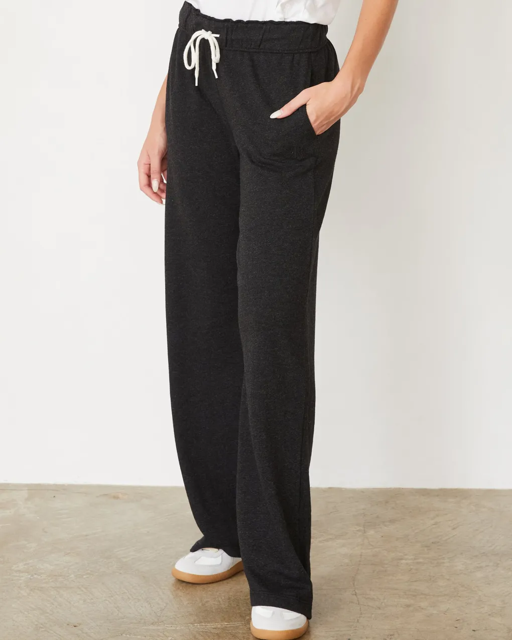 Travel Essentials|Sweats*MONROW Original Fleece Straight Leg Sweat BLACK